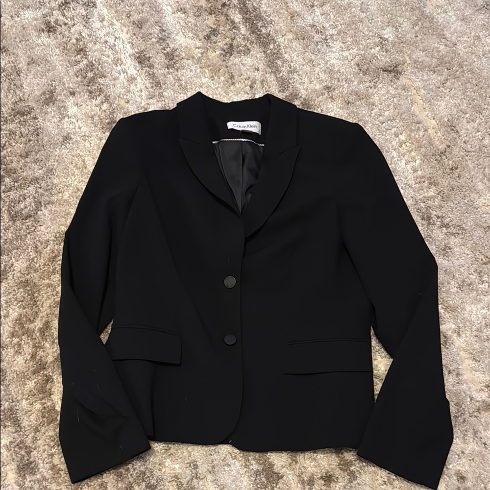 🍍CALVIN KLIEN BLAZER 🍍SZ 10🍍pit to pit 18”🍍length 24”🍍